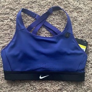 Nike women’s sports bra